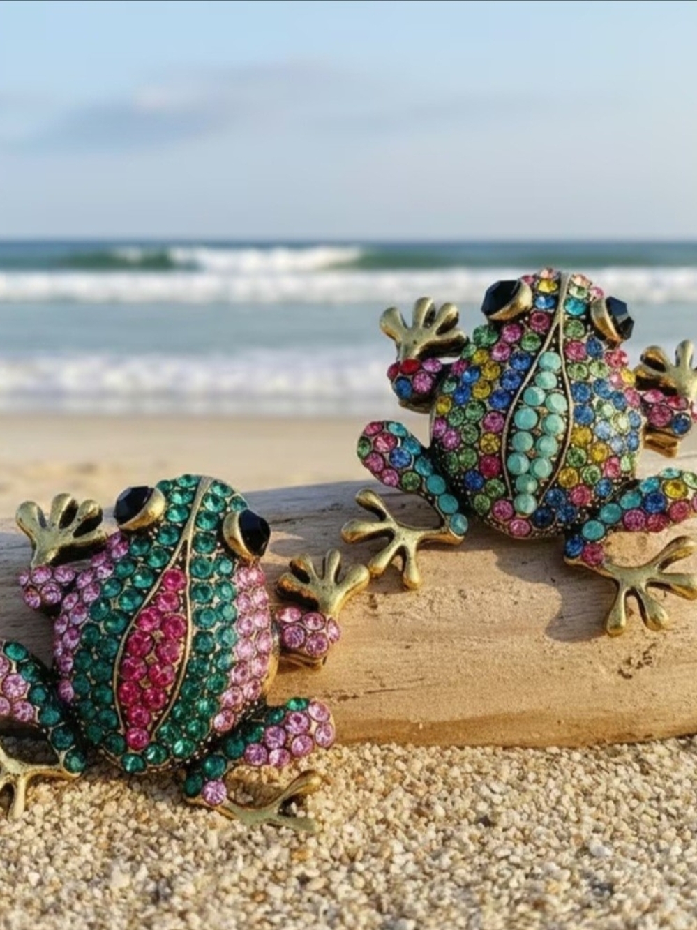 Colorful Crystal Frog Brooch - Multicolor Rhinestone Pins -  New